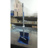 fábrica de pá de lixo com vassourinha Jundiaí